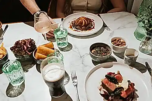 Dinner in RenMor